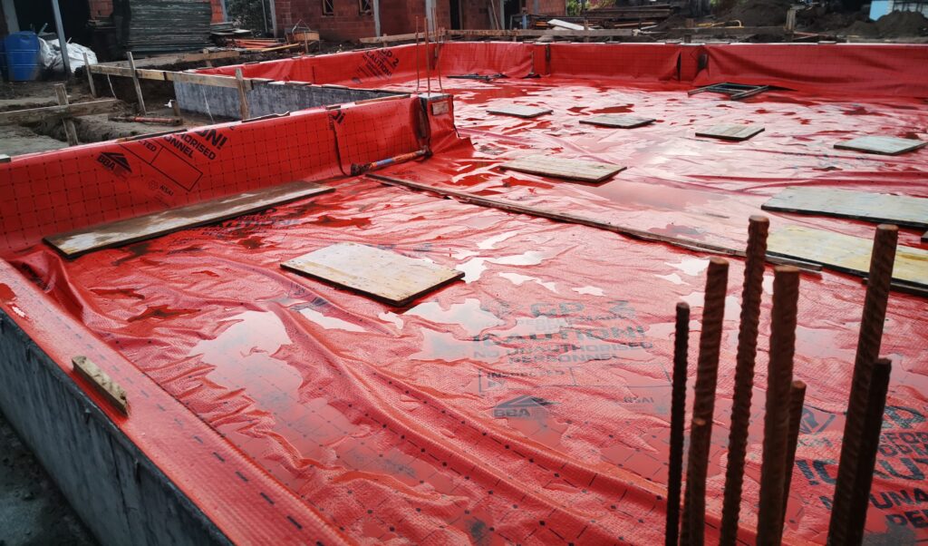 Colocación lamina anti gas Radón